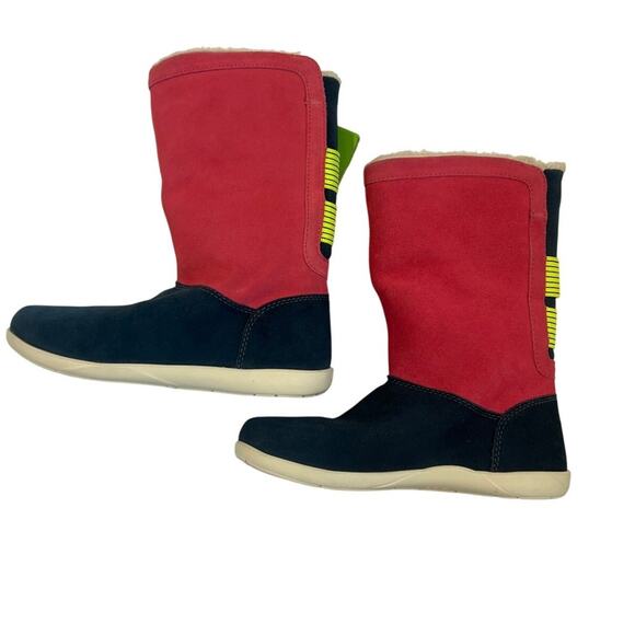 Crocs Boots Womens Size 6 Adela Foldover Fuzz Bottie Shoe Slip On Leather NWOB - Picture 4 of 14